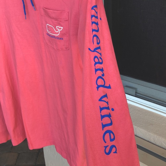 Vineyard Vines Long Sleeve Logo Pocket Tee Hoodie - Picture 3 of 7